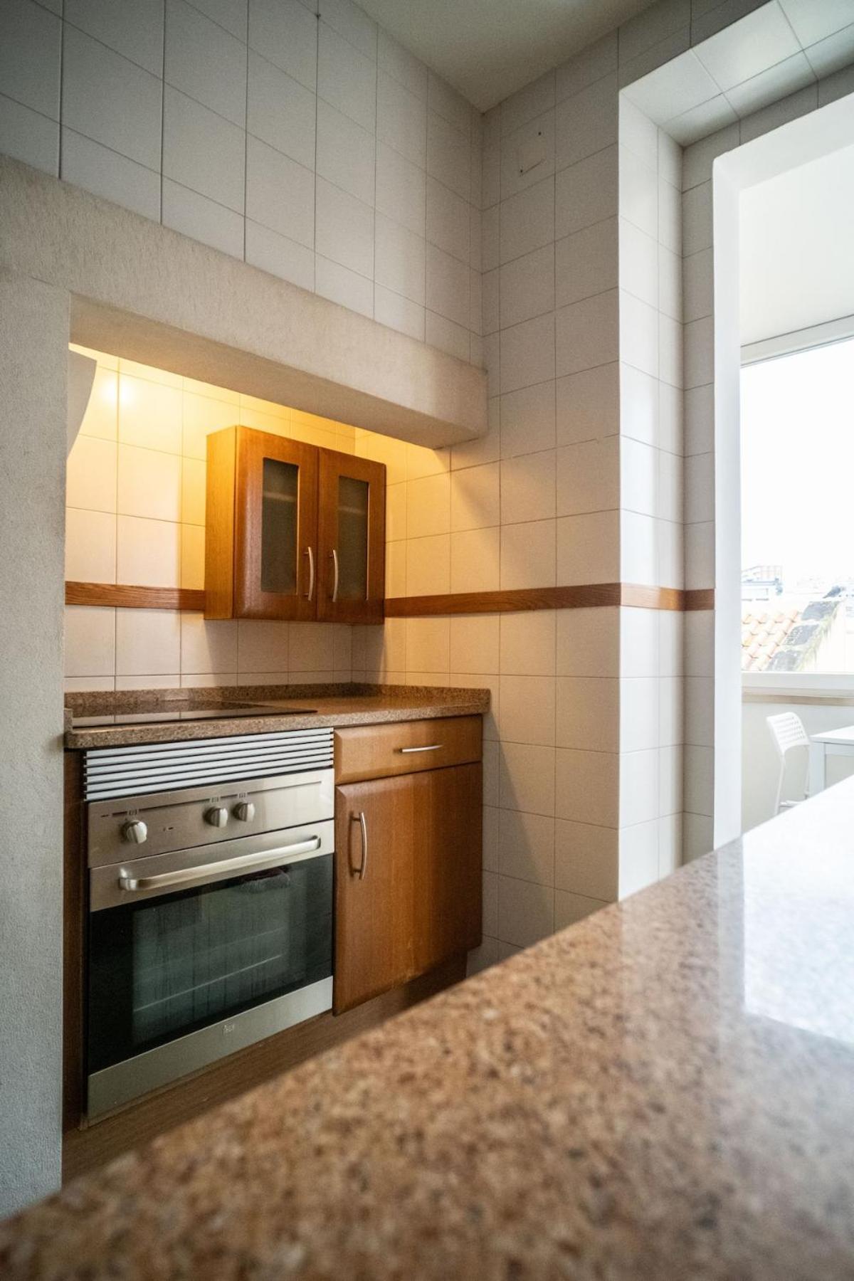 Apartment Private Terrace & View At Principe Real Lissabon
